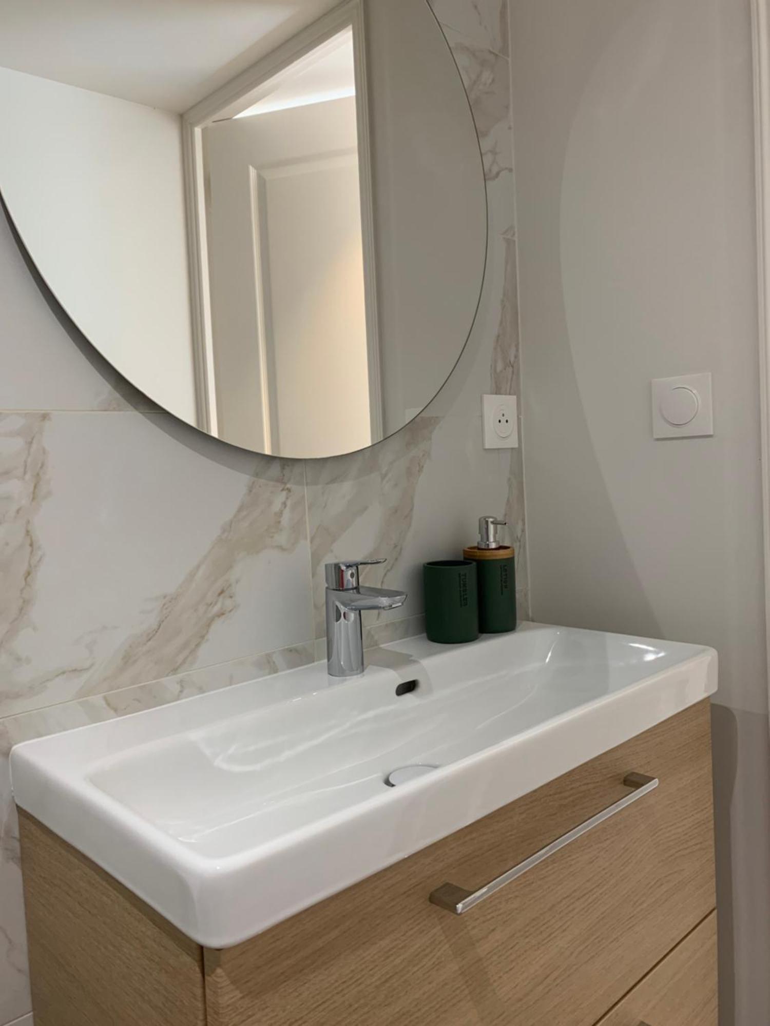 Le Carre Courtois Appartement Luisant Buitenkant foto