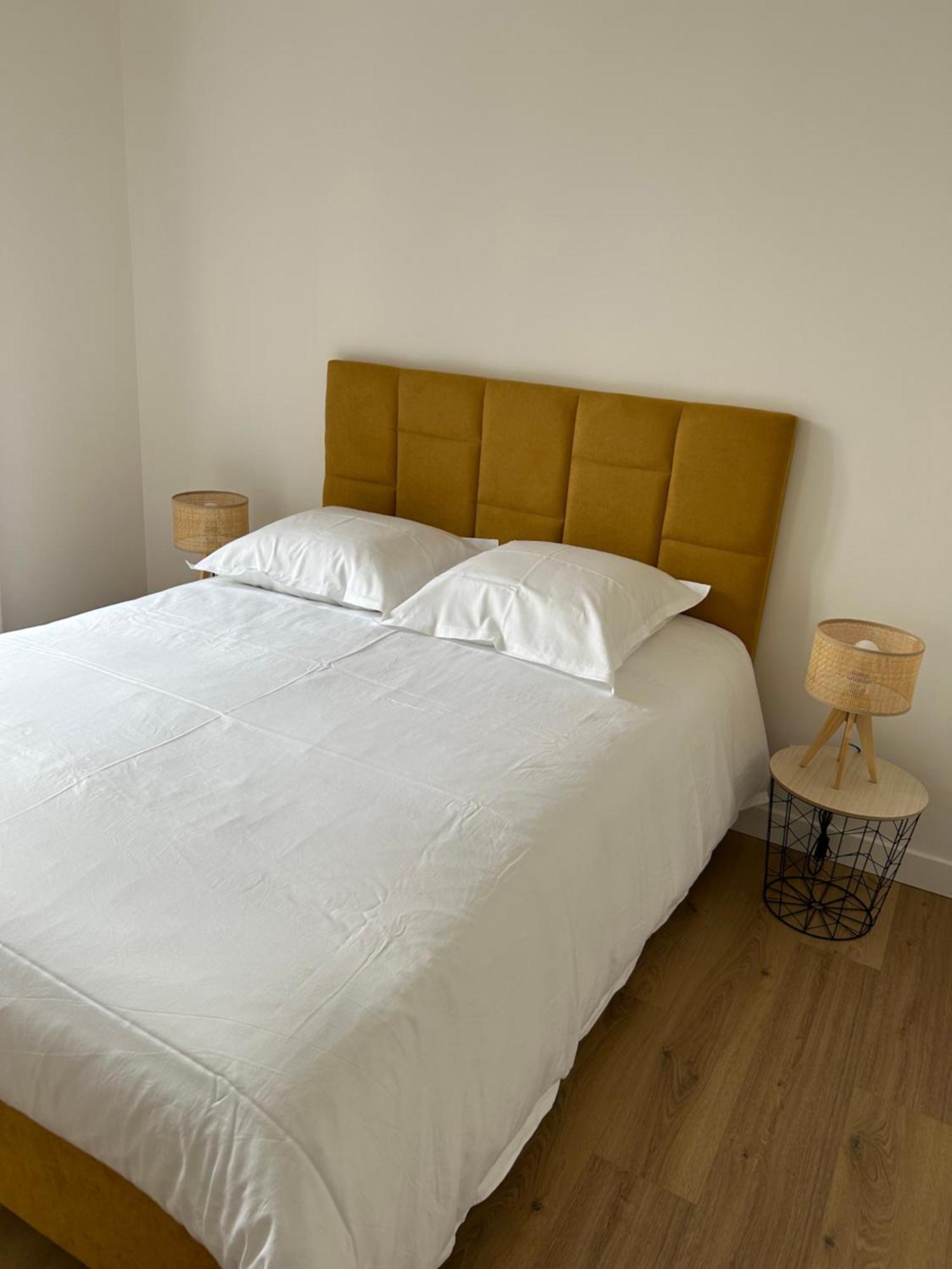 Le Carre Courtois Appartement Luisant Buitenkant foto
