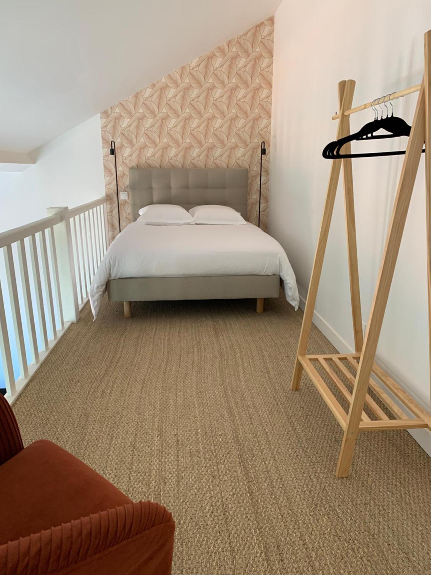 Le Carre Courtois Appartement Luisant Buitenkant foto