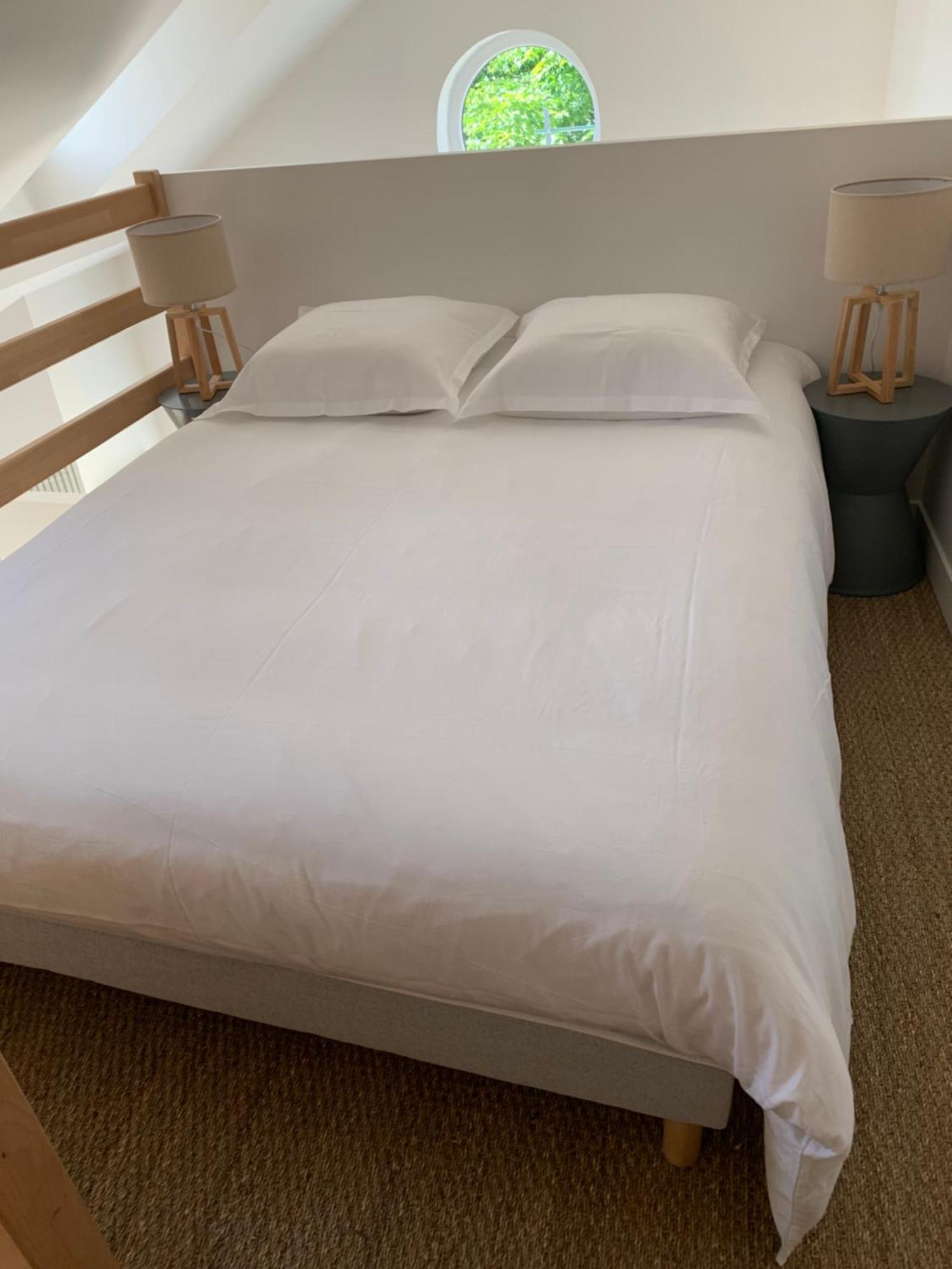 Le Carre Courtois Appartement Luisant Buitenkant foto