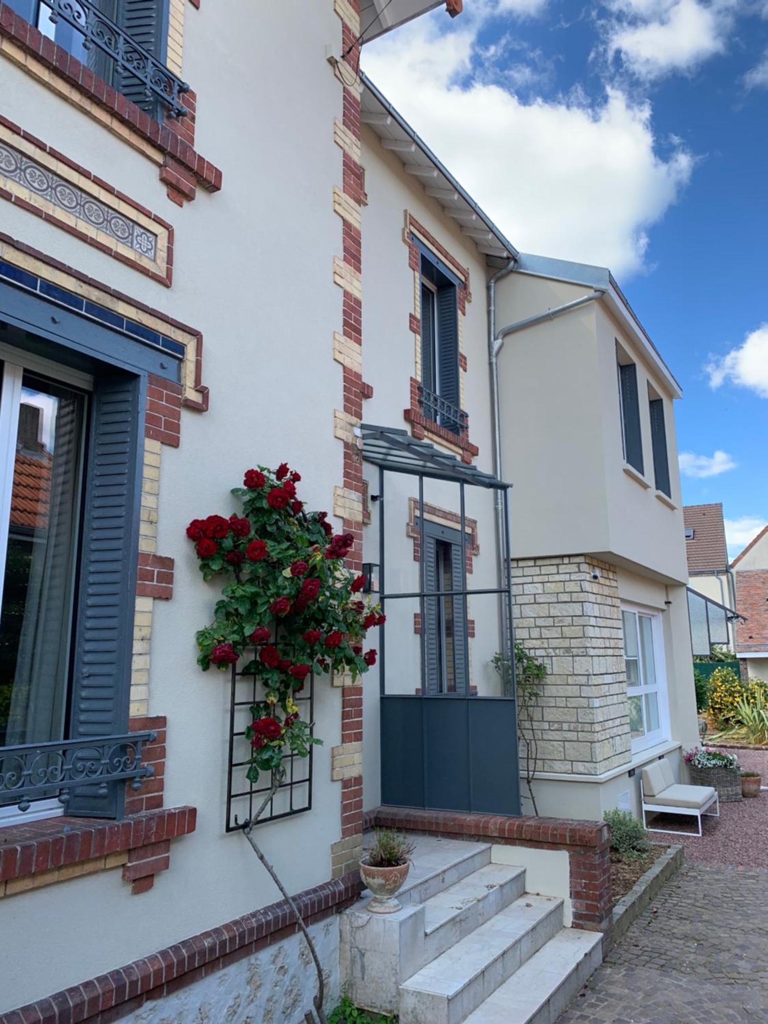 Le Carre Courtois Appartement Luisant Buitenkant foto